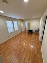 1056 45th St, Unit a in Emeryville, CA - Foto de edificio - Building Photo