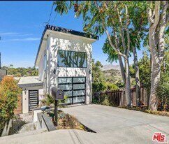 4255 Raynol St in Los Angeles, CA - Building Photo