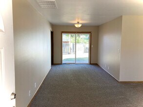 612 W Matthews St in El Reno, OK - Foto de edificio - Building Photo