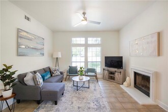 11609 Rustic Rock Dr in Austin, TX - Building Photo - Building Photo