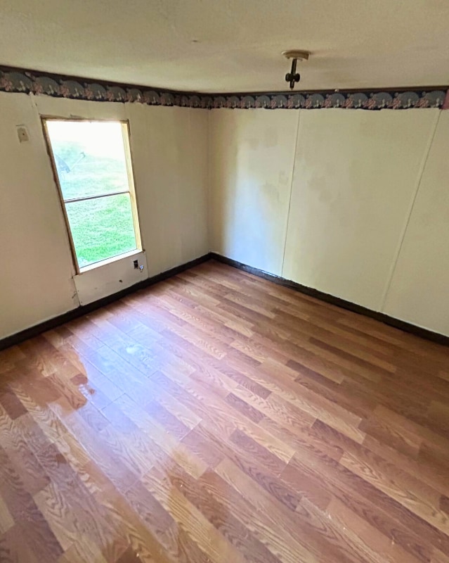 121 S Pine St in Nashville, AR - Building Photo - Building Photo
