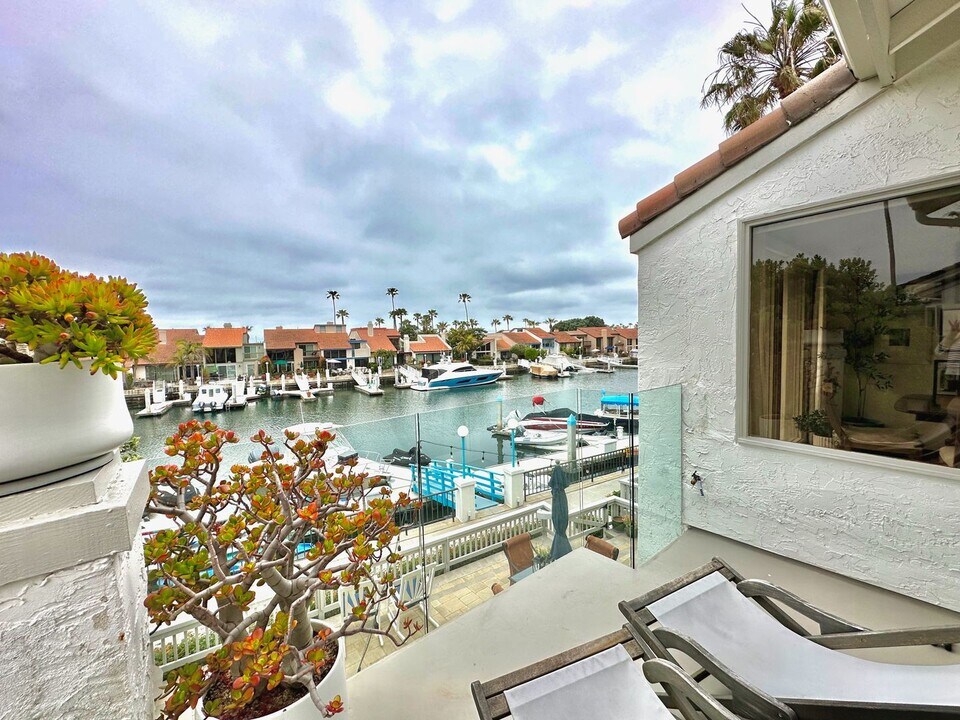 78 Kingston Ct S in Coronado, CA - Building Photo