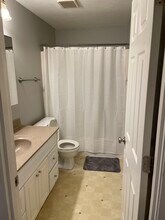 206 Halia Cres in Mount Vernon, IL - Foto de edificio - Building Photo