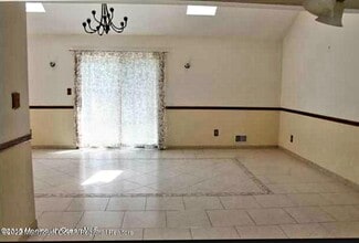 319 Church St in Belford, NJ - Building Photo - Building Photo