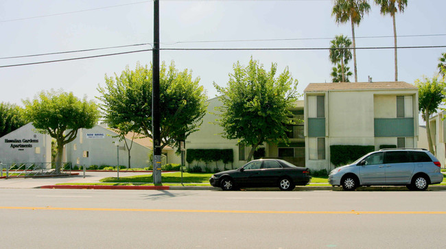 Hawaiian Gardens Apartments in Hawaiian Gardens, CA - Foto de edificio - Building Photo