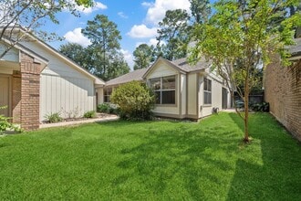 3330 Beech Point Dr in Houston, TX - Building Photo - Building Photo
