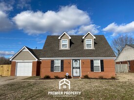 7449 Dunbarton Dr in Horn Lake, MS - Building Photo