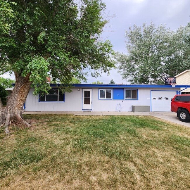 property at 39 Dahlia St