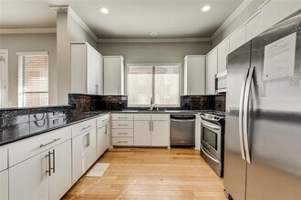4432 Bowser Ave in Dallas, TX - Foto de edificio - Building Photo