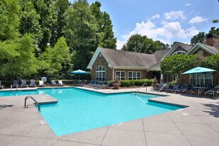 Polo Village in Columbia, SC - Building Photo