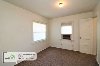 1825 Grand Coulee Blvd in Shasta Lake, CA - Building Photo - Building Photo