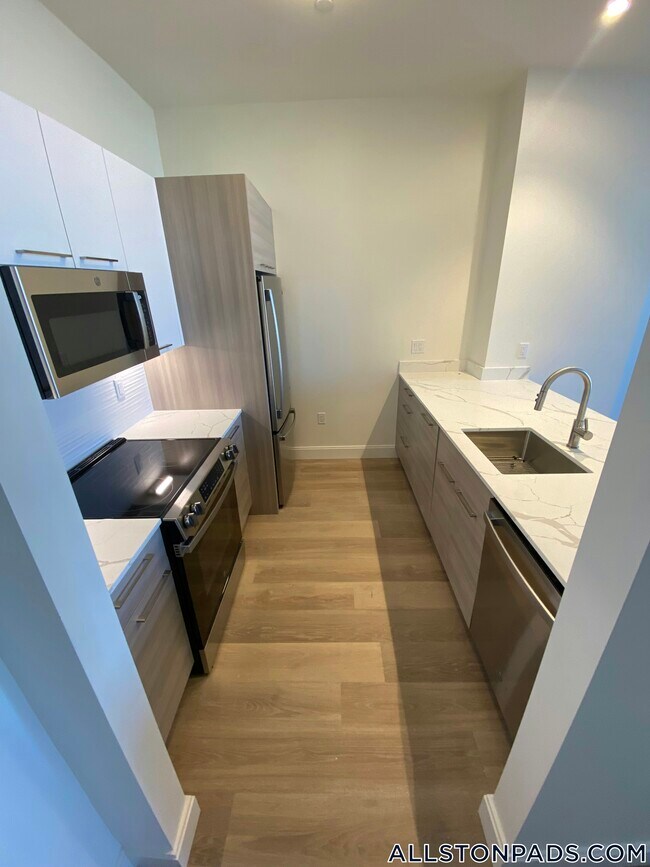 property at 1079 Commonwealth Ave