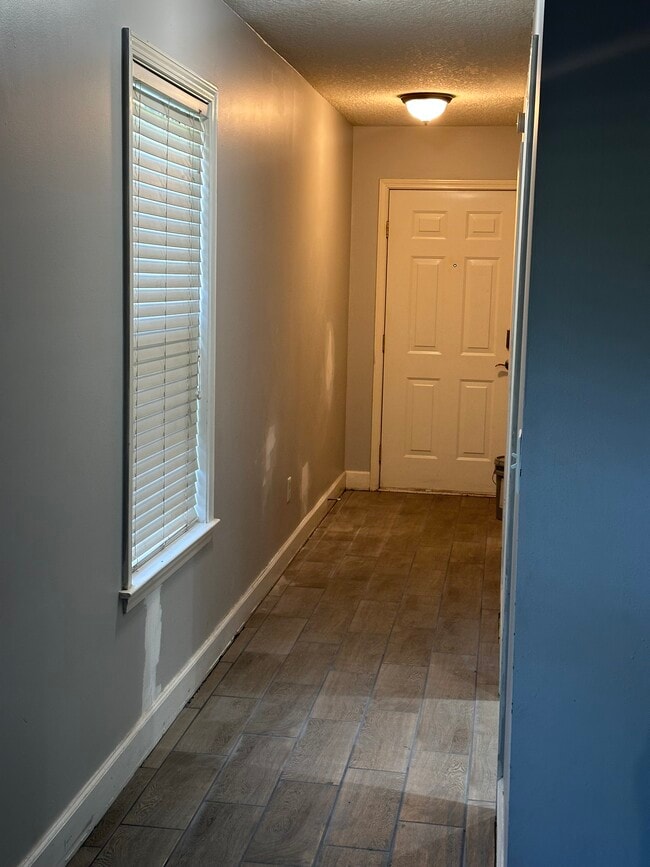 104 Camellia Ct, Unit 104