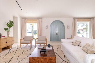 3061 NE 42nd St in Fort Lauderdale, FL - Foto de edificio - Building Photo