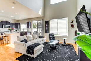 5546 Lisbon St in Denver, CO - Building Photo