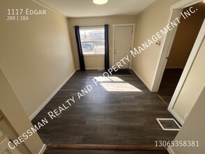 1117 Edgar St in Regina, SK - Building Photo - Building Photo