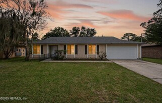 4294 Tanglewilde Dr S in Jacksonville, FL - Building Photo