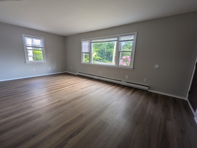 220 Glen Haven Rd, Unit D
