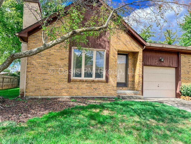 3372 Willington Dr in Dublin, OH - Foto de edificio - Building Photo