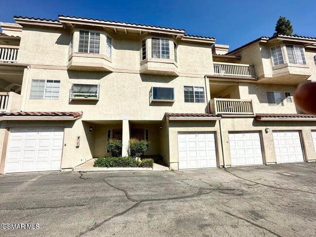 property at 672 Indian Oak Ln