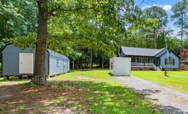 191 Ridge Way Ln in Clayton, NC - Foto de edificio