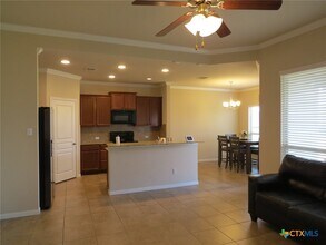 5623 Blackstone Dr in Temple, TX - Foto de edificio - Building Photo