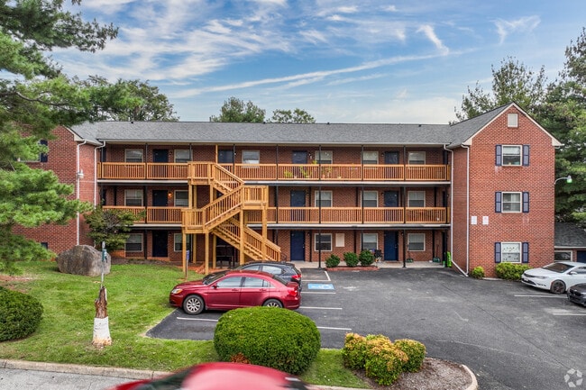 Stone Ridge Apartments- Convenient Location