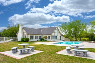 Windemere at Tallgrass in Wichita, KS - Building Photo