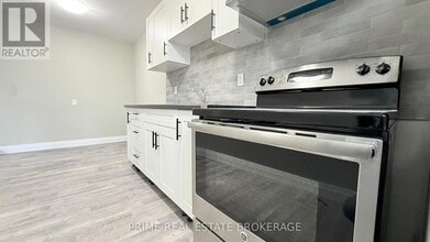 435 Nelson St in London, ON - Building Photo - Building Photo