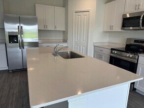 1283 NW 44th Court Rd in Ocala, FL - Building Photo - Building Photo