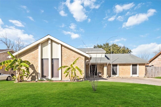 property at 21214 Park Bend Dr