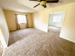 1037 Mockingbird Ln in Fairfield, CA - Building Photo - Building Photo