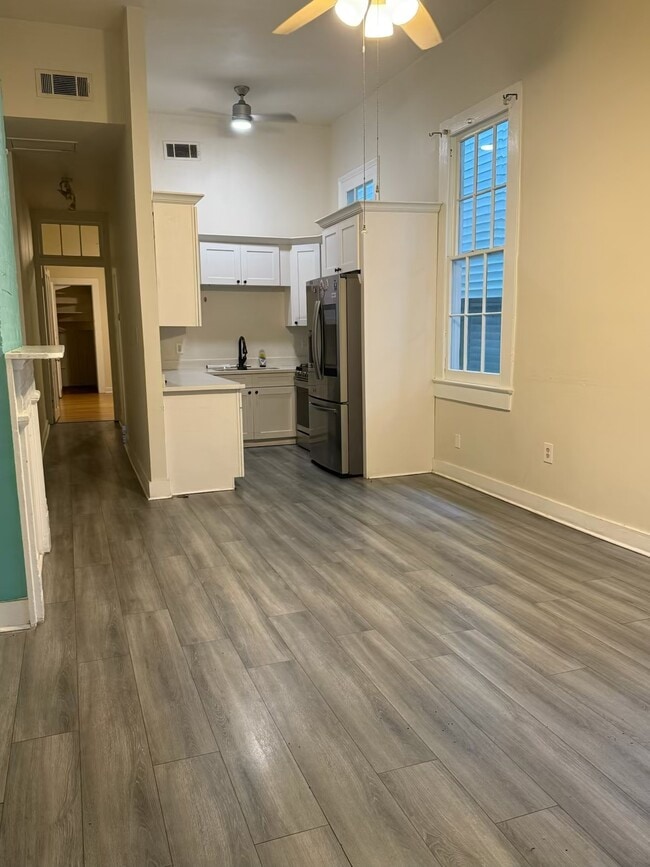 property at 1008 Josephine St