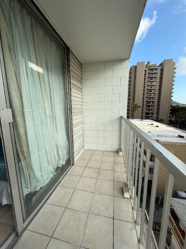 2509 Ala Wai Blvd, Unit 606A in Honolulu, HI - Foto de edificio - Building Photo