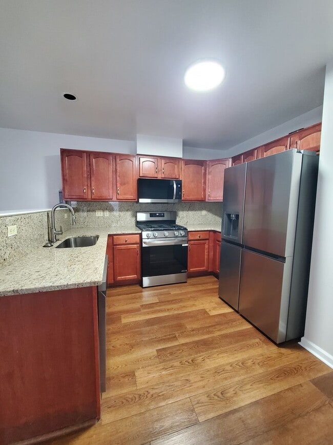 6852 Lincoln Dr in Macungie, PA - Building Photo - Building Photo