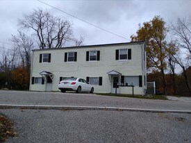 2114 Oakridge Dr, Unit A