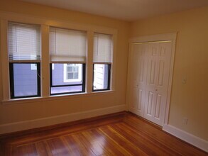 3 Harris St, Unit 2 in Somerville, MA - Building Photo - Building Photo