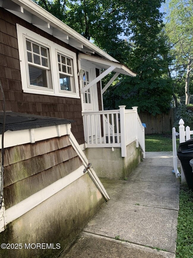 property at 706 New Jersey Ave