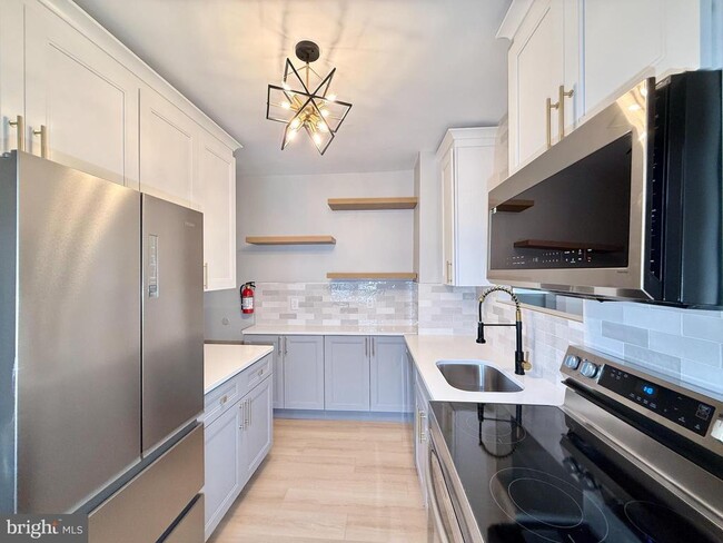 property at 2270 Mulford Ave