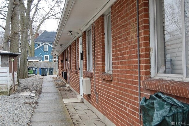 246 Oak St in Dayton, OH - Building Photo - Building Photo