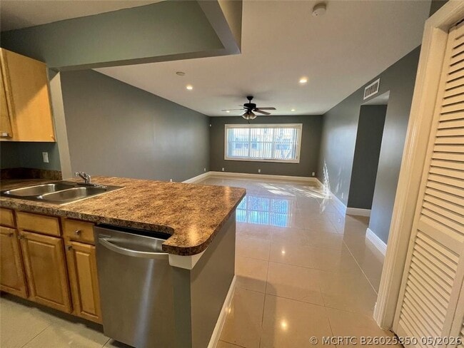 property at 610 SE 2nd Ave