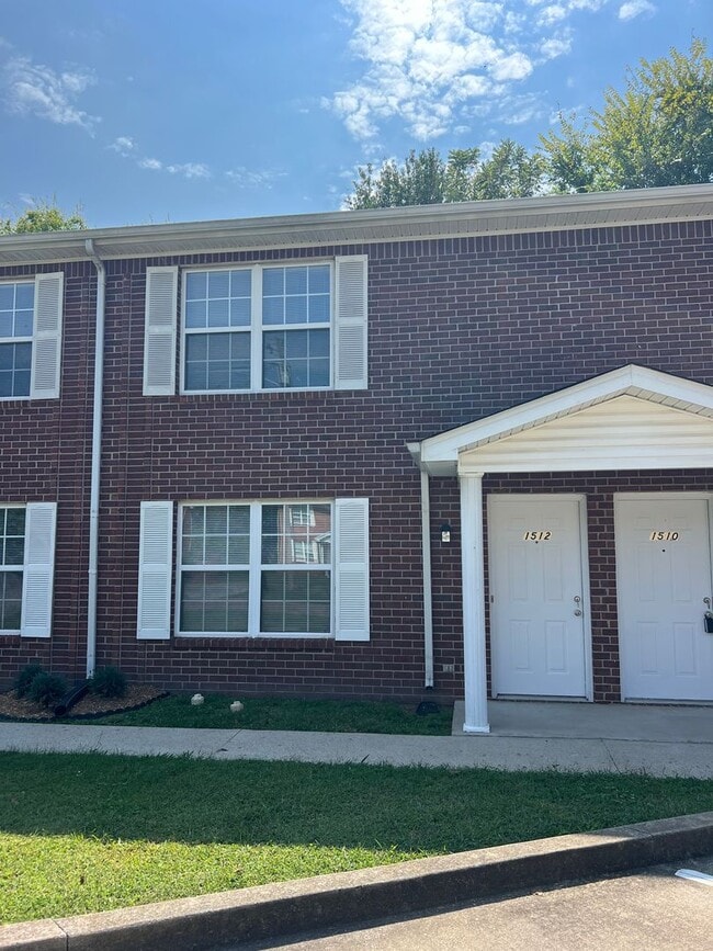 1512 Center Pt in Murfreesboro, TN - Building Photo - Building Photo