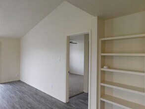 1910 West Loop-Unit -D in Austin, TX - Foto de edificio - Building Photo