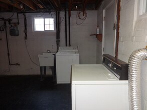 4619 Edgefield Rd in Bethesda, MD - Building Photo - Building Photo