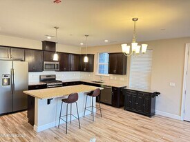 1980 Dark Horse Rd, Unit 1424 in Reno, NV - Building Photo