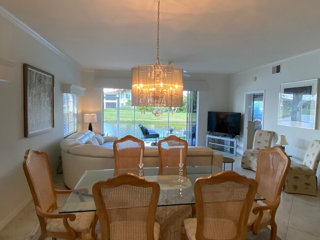 3576 Windjammer Cir, Unit Naples Bay Golf Community in Naples, FL - Building Photo - Building Photo