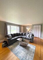 2328 S Syene Rd in Fitchburg, WI - Building Photo