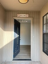 2201 Pin Oak Rd in Edinburg, TX - Building Photo - Building Photo