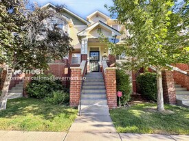 9776 E Carolina Pl in Denver, CO - Building Photo