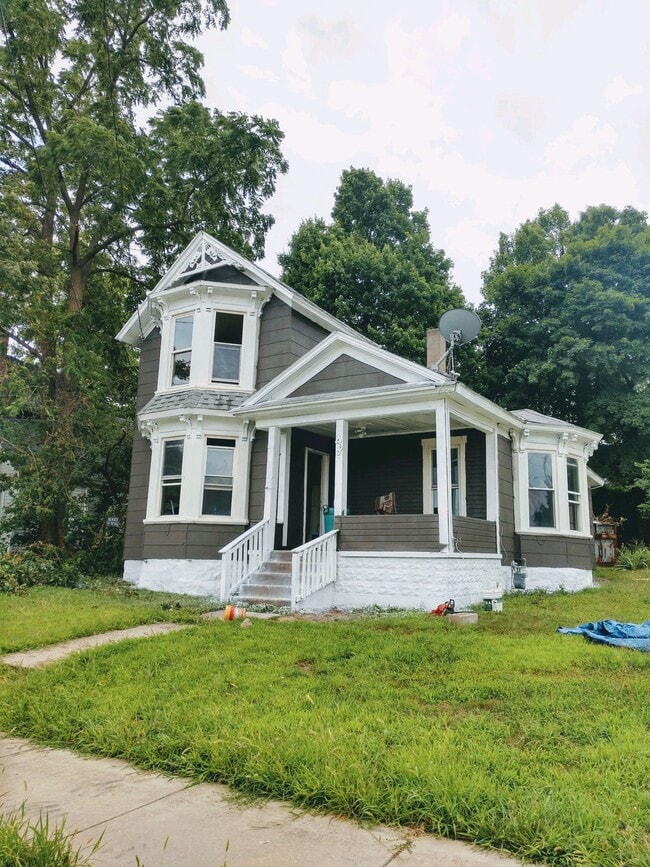 property at 48 Mary St